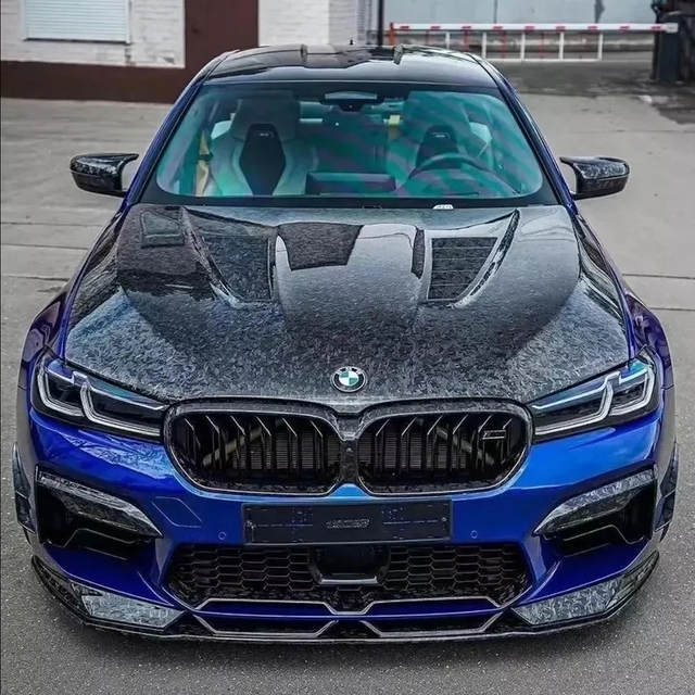 Small Forged Carbon Silver TPU PPF