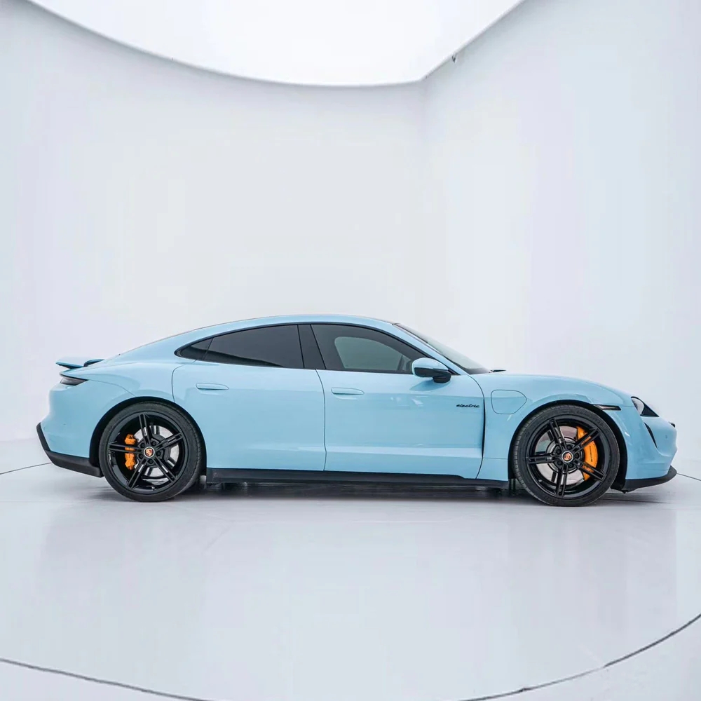 Gloss Glacier Blue