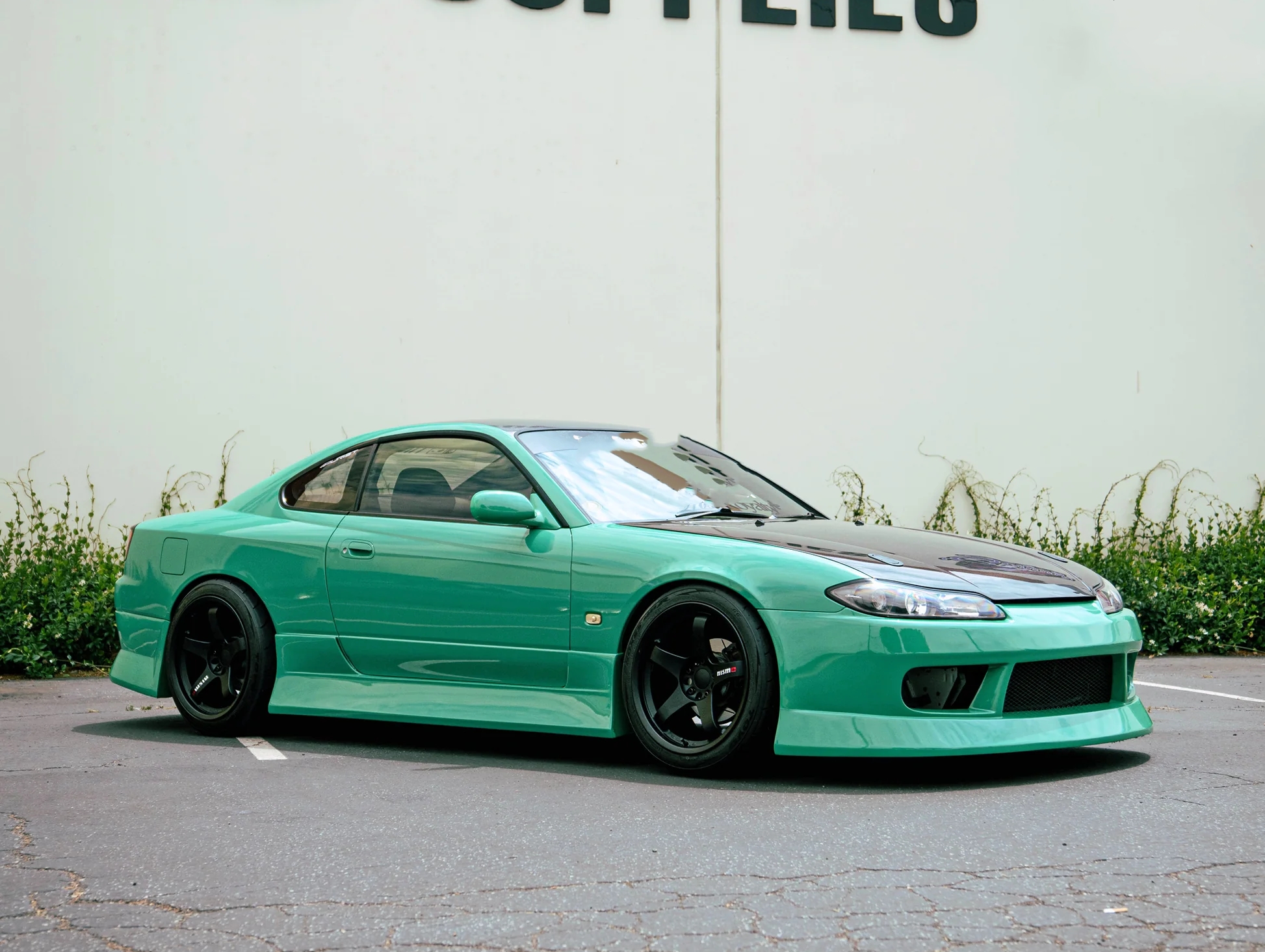 Gloss Towering Green